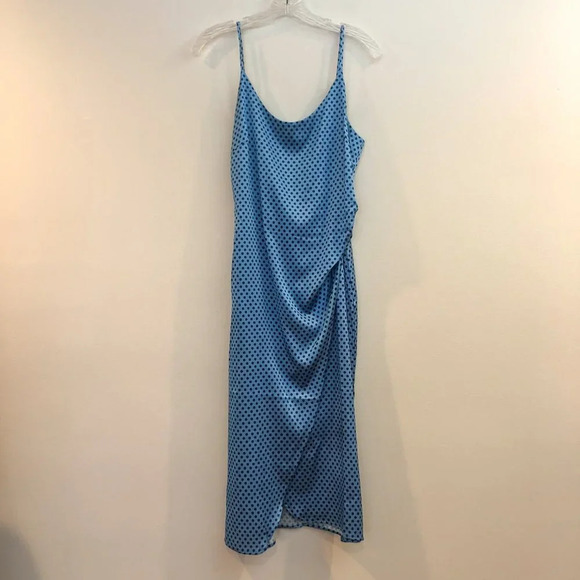 NEW The Westside 100% Silk Polka Dot Blue Silk Wrap Spaghetti Strap Midi Dress M - Picture 2 of 10
